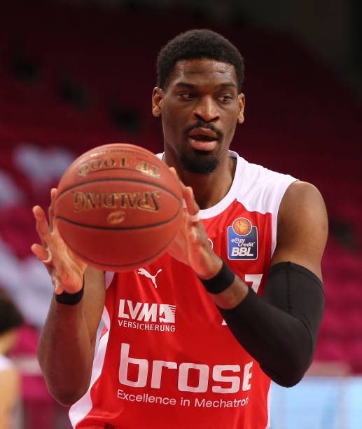 他用平稳和 他用平稳和